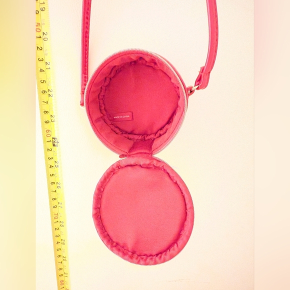 NWOT MARC JACOBS - Picture 2 of 5